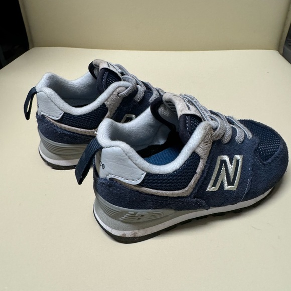 New balance 574 toddler shoes - Picture 4 of 7
